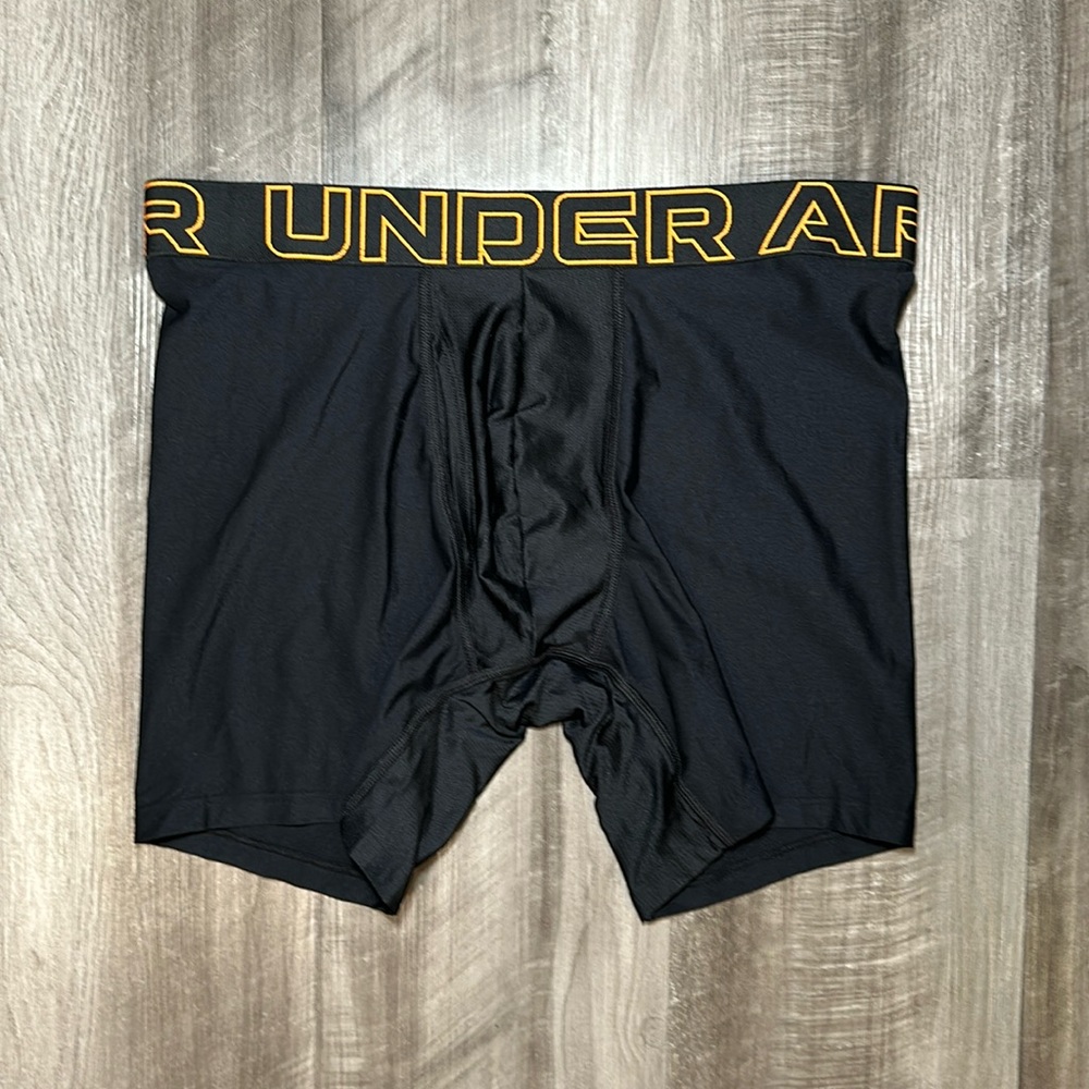 Under Armour Performance Microfiber Boxer Brief - Medium